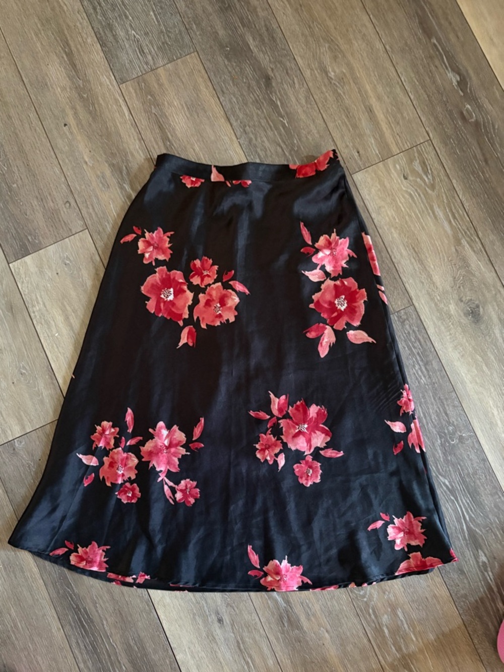 Haute Monde Black Maxi Skirt with Coral Floral Print